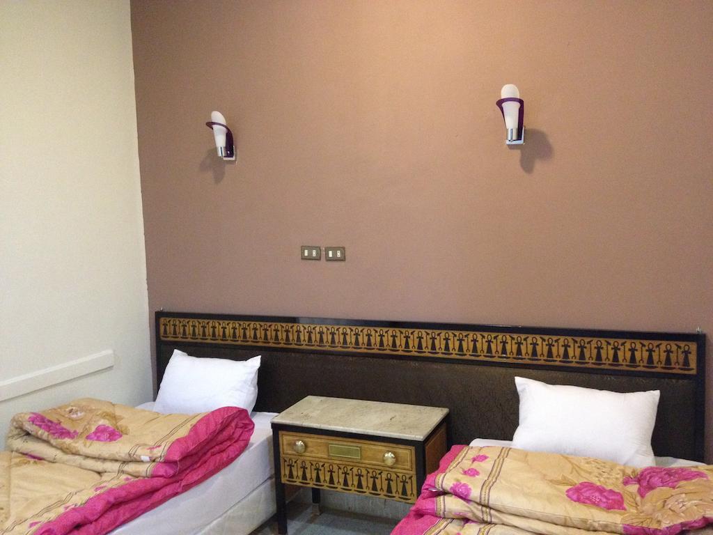 One Season Hostel Каир Экстерьер фото